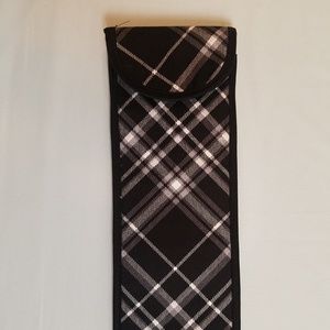 Thirty-One Flat Iron Insulated Cover in Plaid